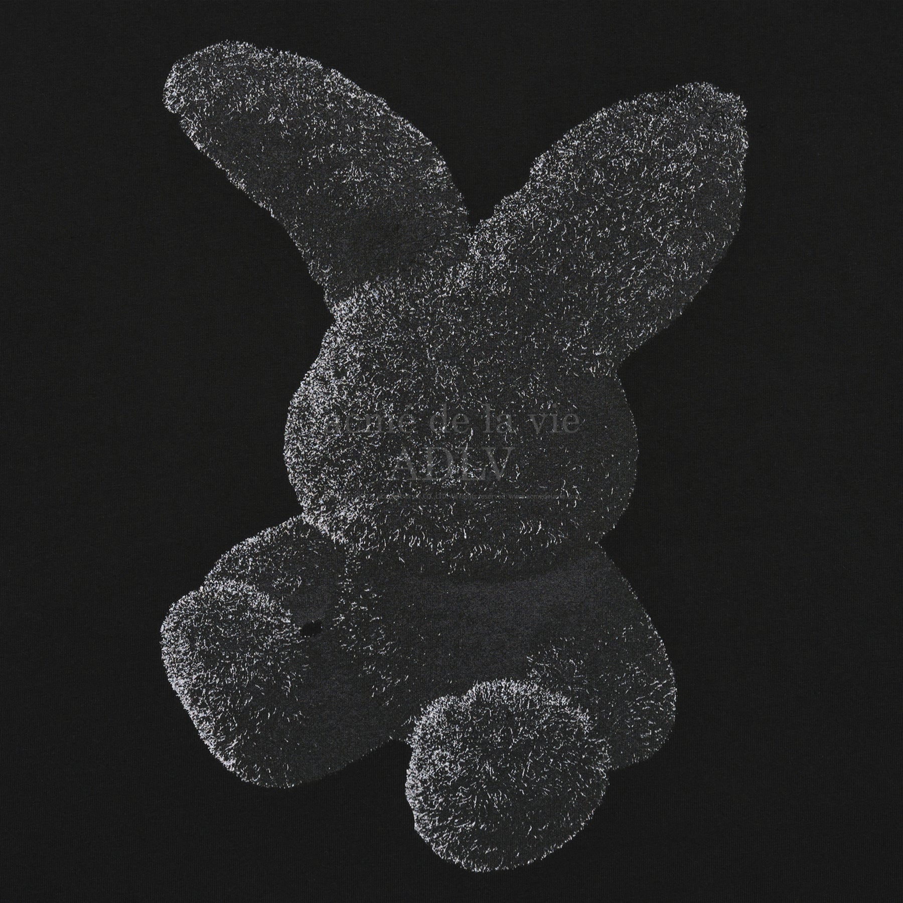 【IN STOCK】ADLV BLACK FUZZY RABBIT SHORT SLEEVE T-SHIRT BLACK