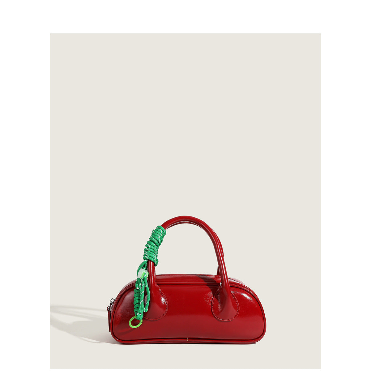 Cute and versatile handbag