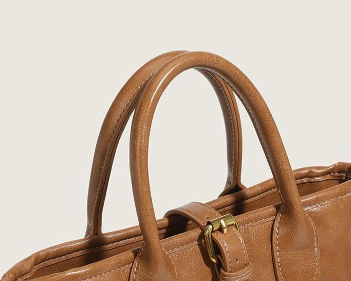 retro commuter tote bag
