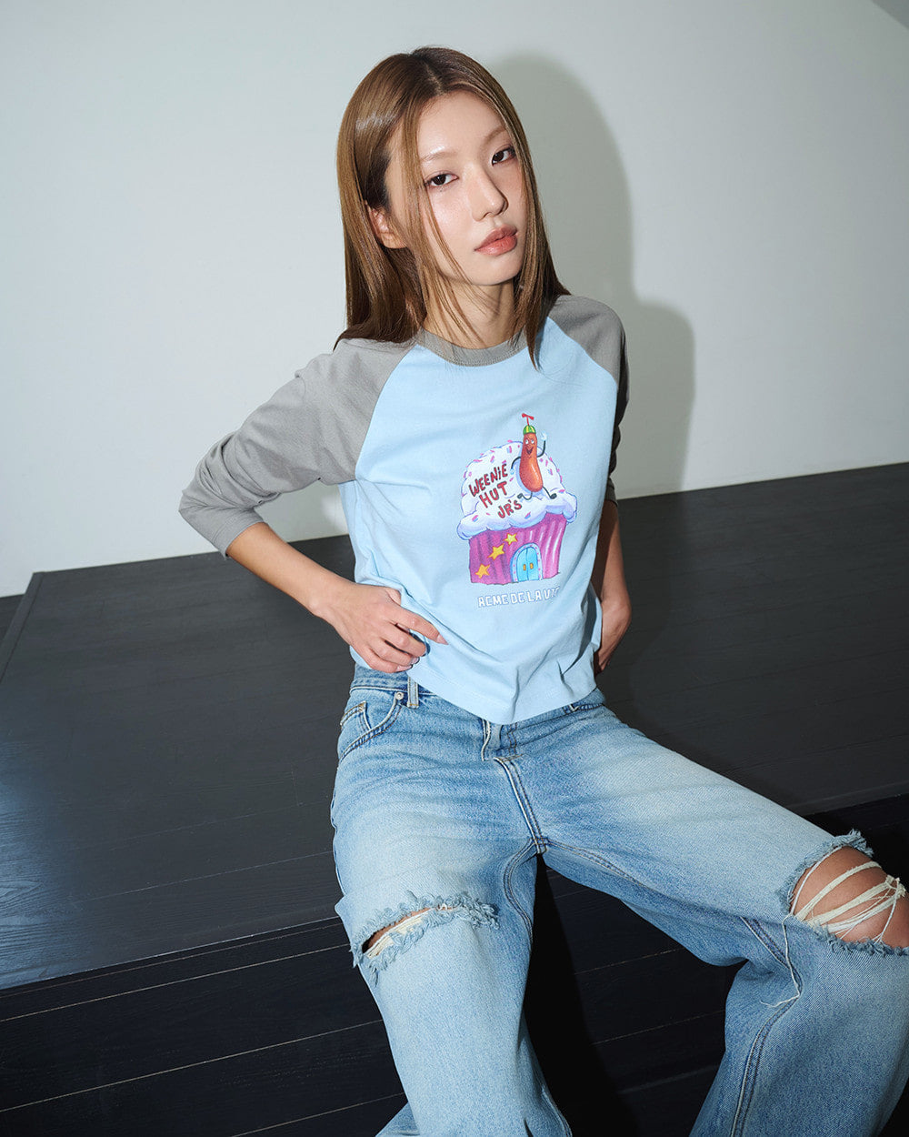 ADLV WOMAN SPONGEBOB CLUB HOUSE LONG SLEEVE