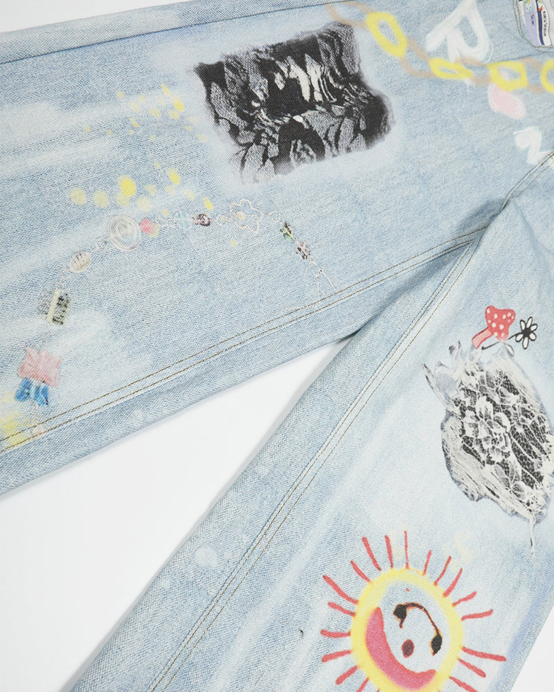 Simple washed jeans