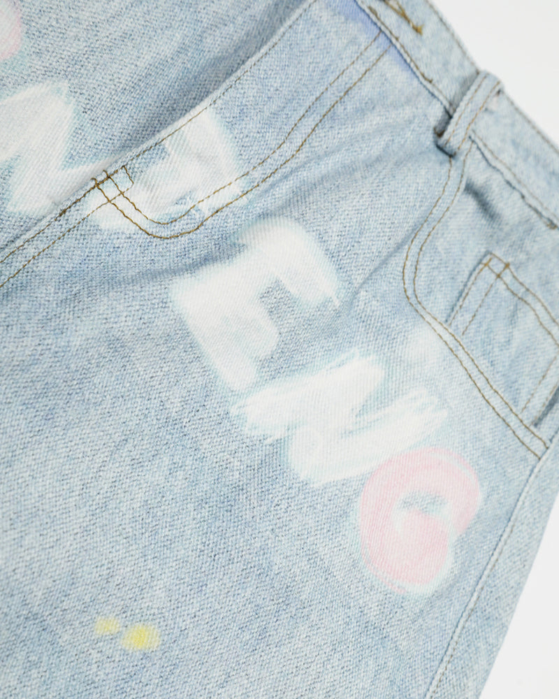 Simple washed jeans