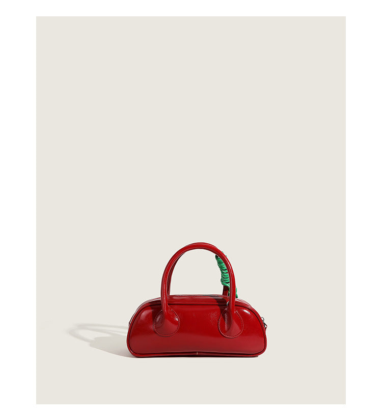 Cute and versatile handbag
