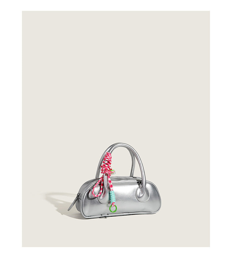 Cute and versatile handbag