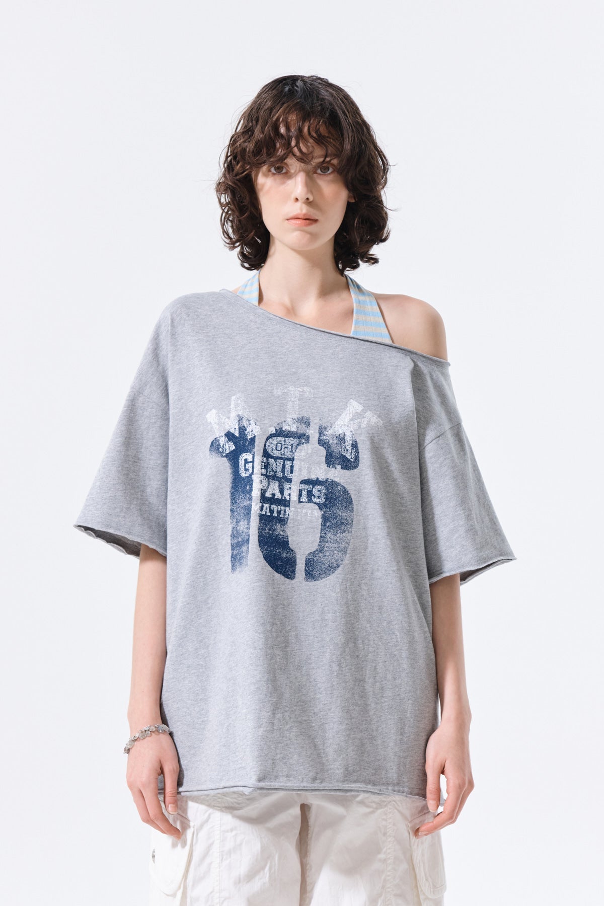 MATIN KIM MTK 16 GRAFFITI LOGO ASYMMETRIC TOP IN GREY