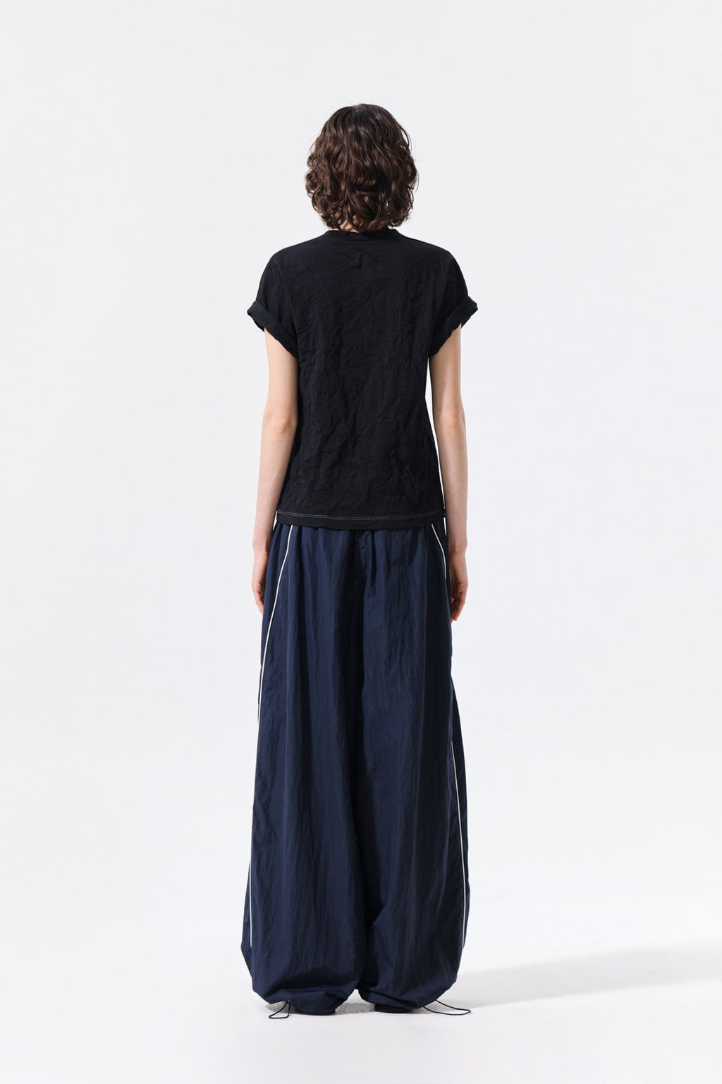 MATIN KIM LETTERING GRAFFITI CREASE TOP IN BLACK