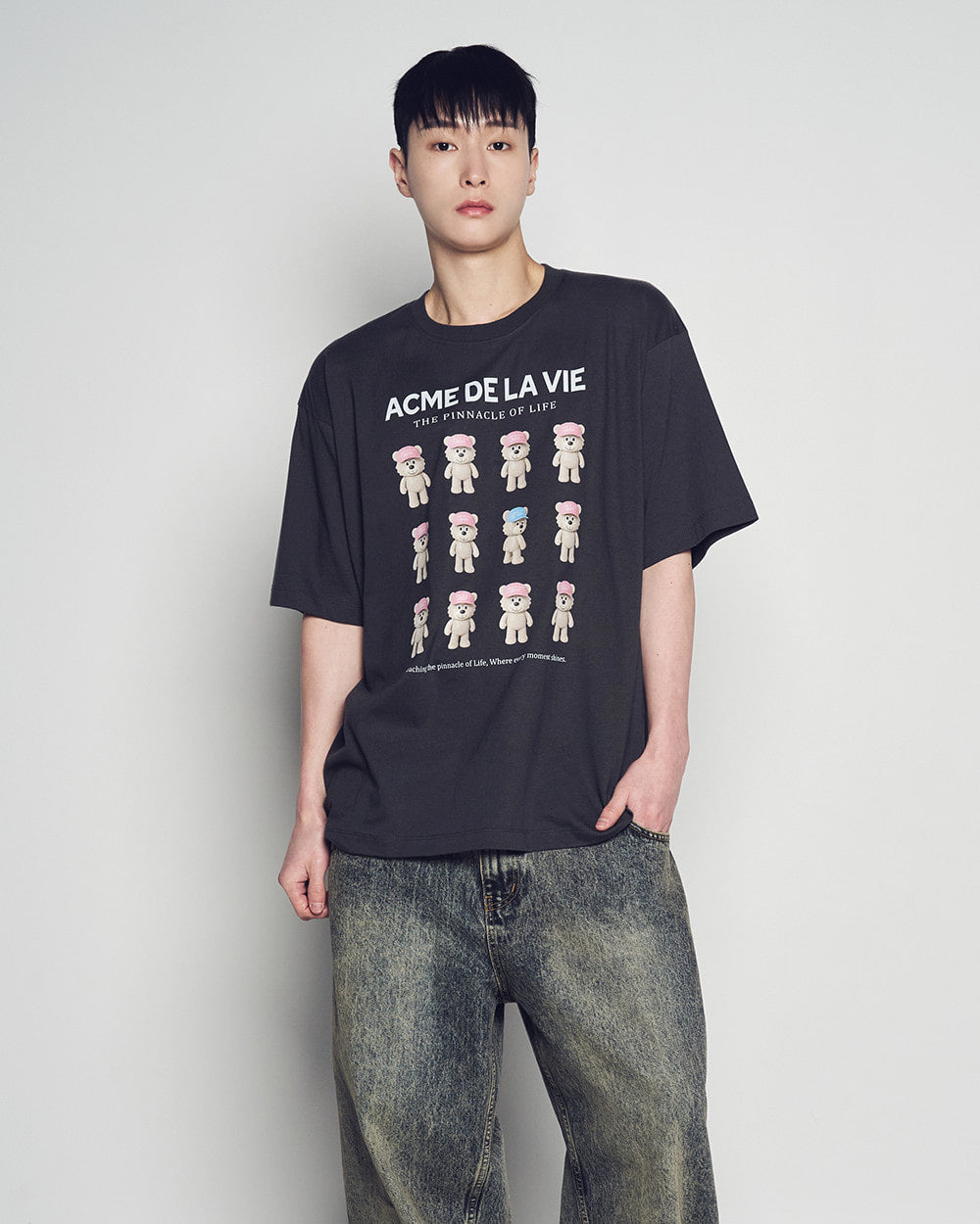 ADLV PLASTIC AC BEAR SHORT SLEEVE T-SHIRT CHARCOAL