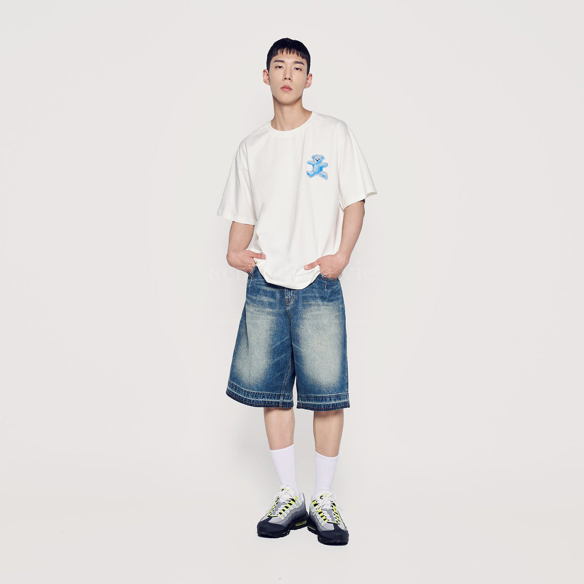 ADLV CRAYON THREE BEAR ARTWORK SHORT SLEEVE T-SHIRT CREAM