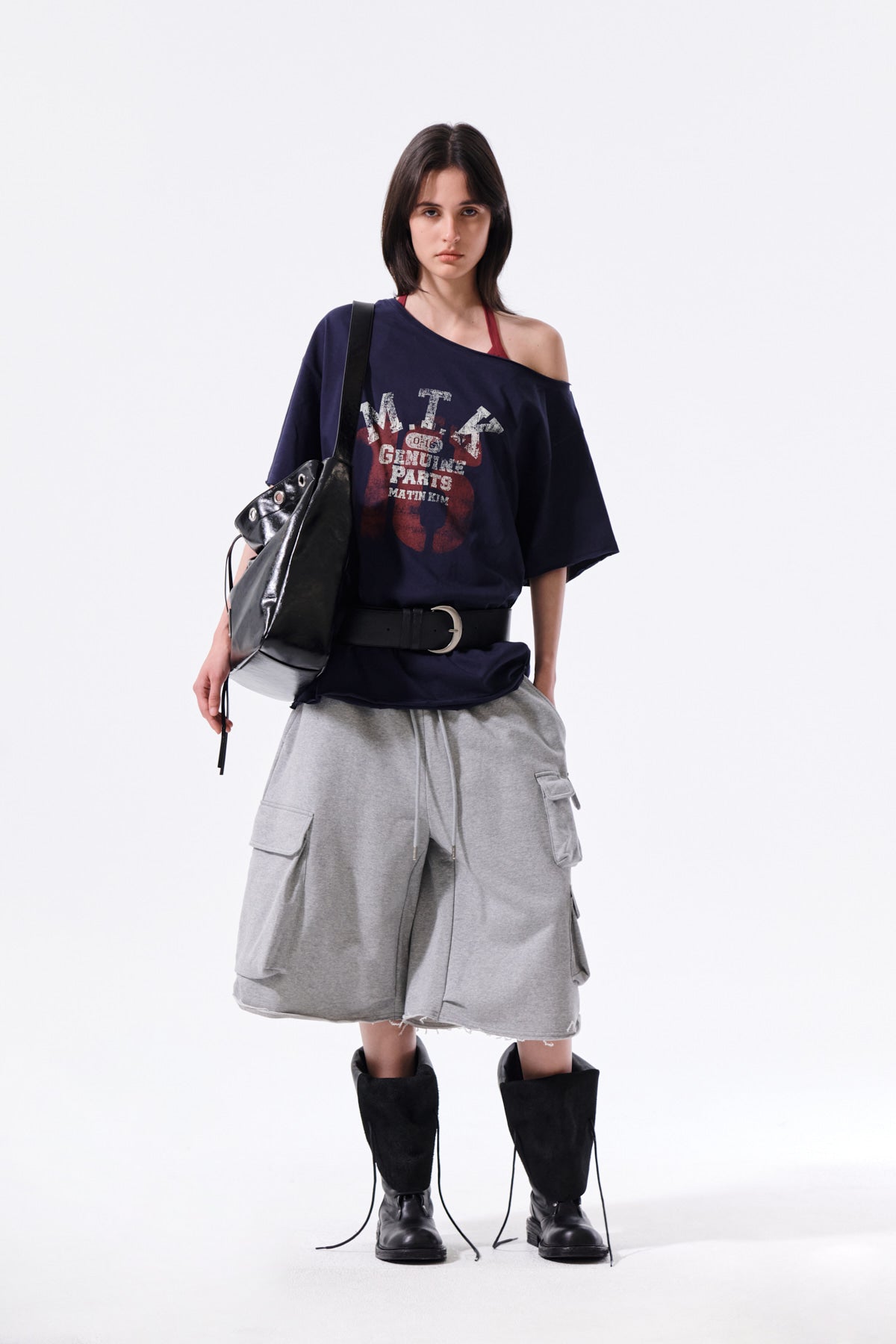 MATIN KIM MTK 16 GRAFFITI LOGO ASYMMETRIC TOP IN NAVY