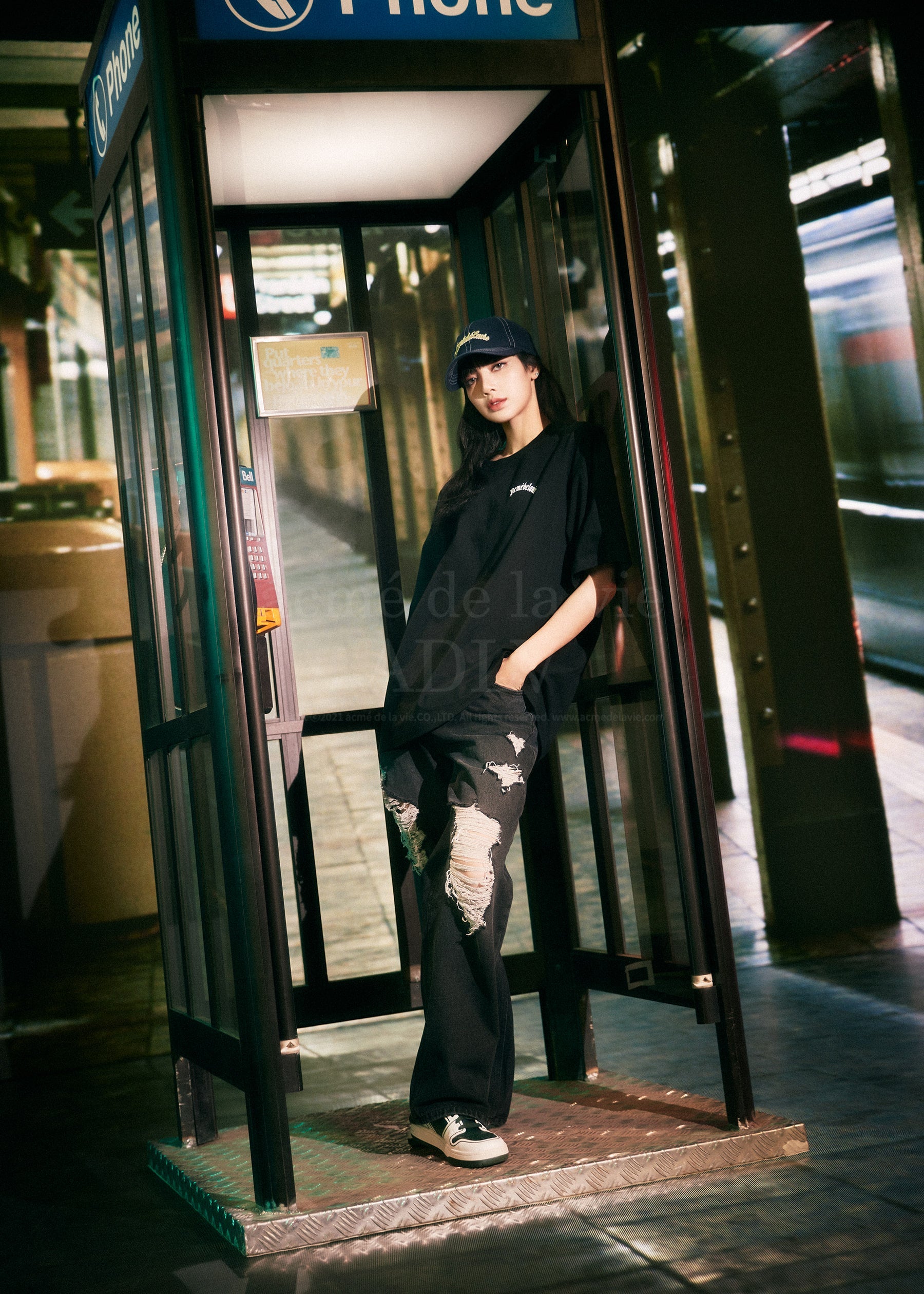 【IN STOCK】ADLV GOLD CHAIN BEAR DOLL SHORT SLEEVE T-SHIRT BLACK