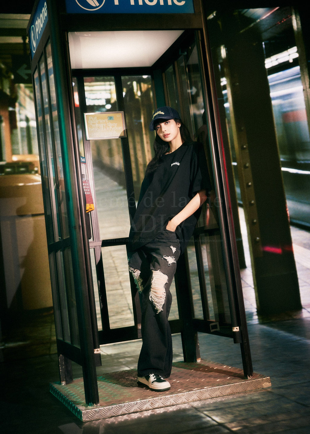 【IN STOCK】ADLV GOLD CHAIN BEAR DOLL SHORT SLEEVE T-SHIRT BLACK